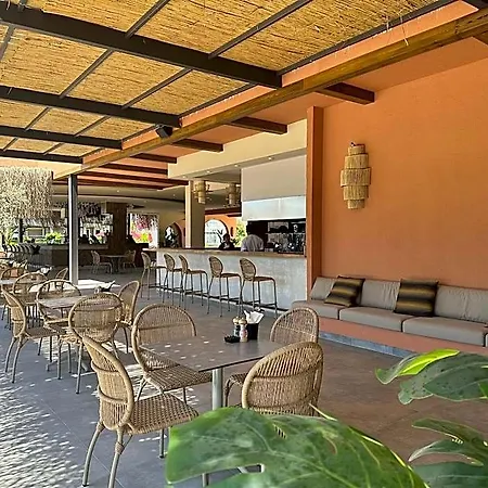 Hotel Defne Karya 3*